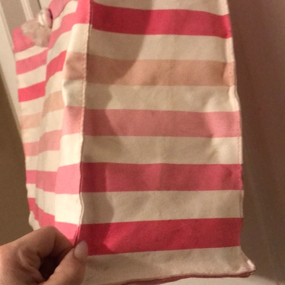 Victoria Secret Beach bag  Limited Time offer ! Get me FREE with another item!! - Picture 5 of 8